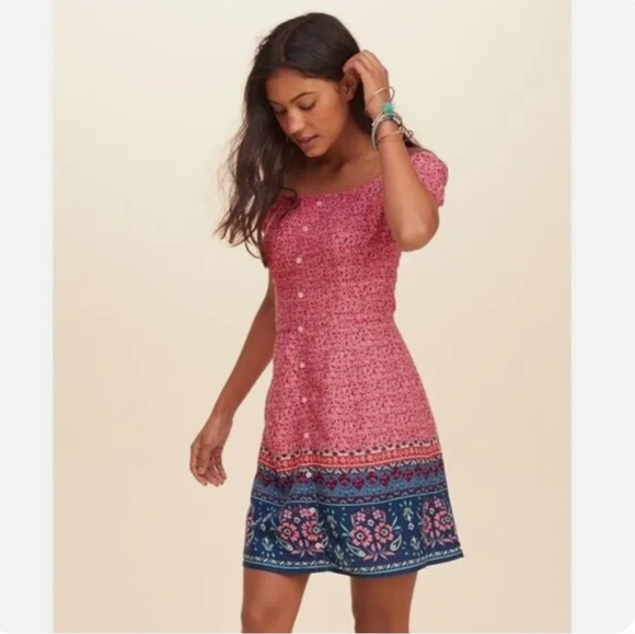 Hollister off the shoulder dress - Picture 1 of 3